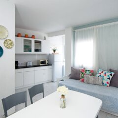 Отель Lena's Beach House комната для гостей фото 3