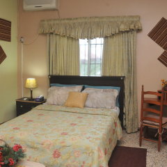 Mokos Bed & Breakfast in Monrovia, Liberia from 162$, photos, reviews - zenhotels.com guestroom