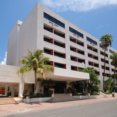 Отель Smart Cancun by Oasis Мексика, Канкун - 2 отзыва об отеле, цены и фото номеров - забронировать отель Smart Cancun by Oasis онлайн вид на фасад фото 3