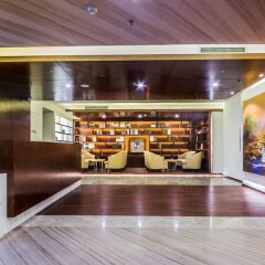Отель Hoper Hotel (Shenzhen Huanggang Port) Китай, Шэньчжэнь - отзывы, цены и фото номеров - забронировать отель Hoper Hotel (Shenzhen Huanggang Port) онлайн гостиничный бар