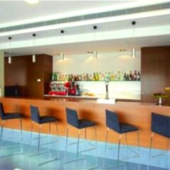 Отель Holiday Inn Express Barcelona City 22@ гостиничный бар