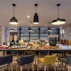 Отель Hilton Garden Inn Brussels City Centre Бельгия, Брюссель - 4 отзыва об отеле, цены и фото номеров - забронировать отель Hilton Garden Inn Brussels City Centre онлайн питание фото 3