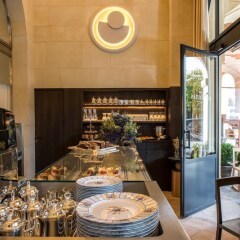 Отель Cour Des Vosges Париж питание