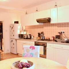 Отель Charming 1 Bedroom Property Next to Hampstead Heath в номере фото 2
