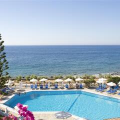 Maritimo Beach Hotel бассейн фото 2