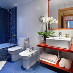 Отель Luxury Apartment Barcelona Испания, Барселона - отзывы, цены и фото номеров - забронировать отель Luxury Apartment Barcelona онлайн ванная фото 2