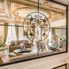 Отель Luxury 3 Bedroom 3 bathroom in Heritage Building - AC - Louvre Париж спа фото 2