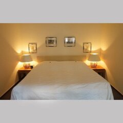 Апартаменты Xenios Apartments Frankfurt комната для гостей фото 4