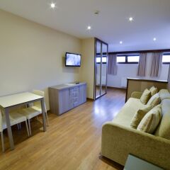 Отель Apartamentos Turisticos LLanes Испания, Льянес - отзывы, цены и фото номеров - забронировать отель Apartamentos Turisticos LLanes онлайн интерьер отеля фото 2