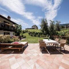 Отель Weidlhof B&B Кальдаро-сулла-Страда-дель-Вино фото 3