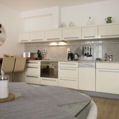 Апартаменты Luxurious Apartment near Prague Castle в номере