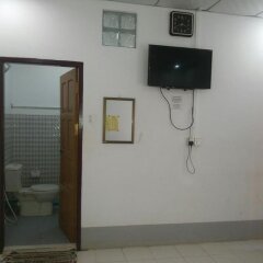 Отель Naung Yoe Motel удобства в номере