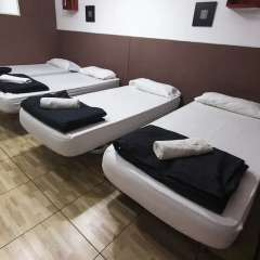 Отель Break N Bed Испания, Барселона - отзывы, цены и фото номеров - забронировать отель Break N Bed онлайн фитнесс-зал фото 2