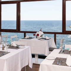 Отель SENTIDO Cala Viñas - Adults Only