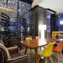 Отель Insail Hotels (Huanshi Road Taojin Metro Station Guangzhou ) гостиничный бар