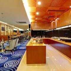 The Bauhinia Hotel фото 4