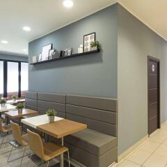 Отель B&B Hotel Bergamo Италия, Бергамо - 7 отзывов об отеле, цены и фото номеров - забронировать отель B&B Hotel Bergamo онлайн интерьер отеля фото 2