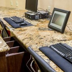 Comfort Suites Phoenix Airport in Tempe, United States of America from 139$, photos, reviews - zenhotels.com