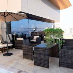 Отель Best Western Plus Pearl Creek Дубай бассейн фото 2