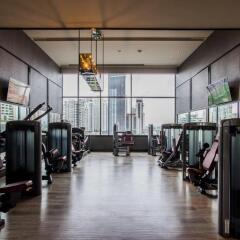 Отель Bangkok Marriott Marquis Queen's Park фитнесс-зал фото 3