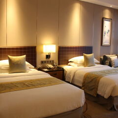 Golden Eagle Summit Hotel Yancheng комната для гостей фото 3