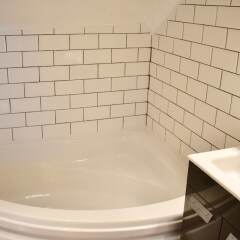 Отель Spacious Maisonette Near Preston Park Брайтон ванная