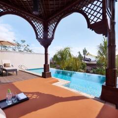 Отель Wanda Vista Resort Xishuangbanna бассейн
