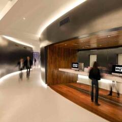 Отель Cachet Boutique New York сейф в номере