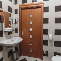 Отель Bearsleys Archers Apartments Латвия, Рига - отзывы, цены и фото номеров - забронировать отель Bearsleys Archers Apartments онлайн ванная