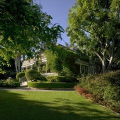 Отель Simpson House Inn США, Санта-Барбара - отзывы, цены и фото номеров - забронировать отель Simpson House Inn онлайн спортивное сооружение