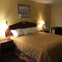 Отель Budget Inn East Columbus Колумбус комната для гостей