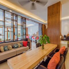 Отель The Pelican Residence & Suite Krabi интерьер отеля