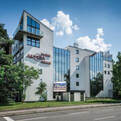 Отель ARVENA Messe Hotel Германия, Нюрнберг - отзывы, цены и фото номеров - забронировать отель ARVENA Messe Hotel онлайн парковка