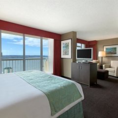 Отель Coast Plaza Hotel & Suites Канада, Ванкувер - отзывы, цены и фото номеров - забронировать отель Coast Plaza Hotel & Suites онлайн удобства в номере фото 2