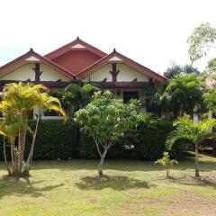 Отель Lanta School Beach Resort Ланта детские мероприятия