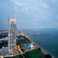 Отель Movenpick Siam Hotel Na Jomtien Pattaya Таиланд, На Чом Тхиан - 2 отзыва об отеле, цены и фото номеров - забронировать отель Movenpick Siam Hotel Na Jomtien Pattaya онлайн балкон