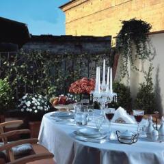 Отель Tornabuoni Suites Collection питание фото 2