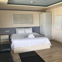 Отель The Beach Front Resort Pattaya комната для гостей фото 3