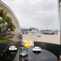 Отель Silk Queen Hotel Вьетнам, Ханой - отзывы, цены и фото номеров - забронировать отель Silk Queen Hotel онлайн балкон
