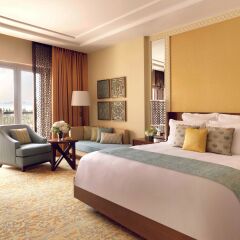 Отель The Ritz-Carlton, Dubai комната для гостей фото 5