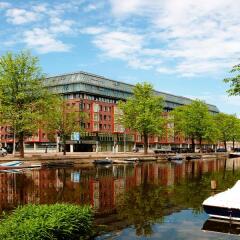Отель NH Amsterdam Museum Quarter Нидерланды, Амстердам - 1 отзыв об отеле, цены и фото номеров - забронировать отель NH Amsterdam Museum Quarter онлайн приотельная территория фото 2