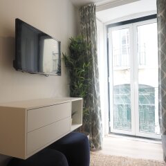 Апартаменты Bairro Alto Bronze of Art Apartments Лиссабон комната для гостей