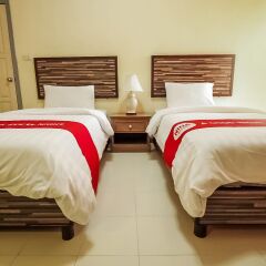 Отель Nida Rooms Srinakarin Rama Suan Luang сейф в номере