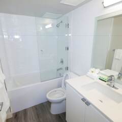 Отель Tower View Residences США, Лос-Анджелес - отзывы, цены и фото номеров - забронировать отель Tower View Residences онлайн ванная фото 2