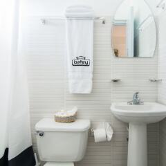 Отель Batey Hotel Boutique Доминикана, Бока Чика - отзывы, цены и фото номеров - забронировать отель Batey Hotel Boutique онлайн ванная