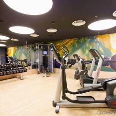 Отель Scandic Hamburg Emporio фитнесс-зал