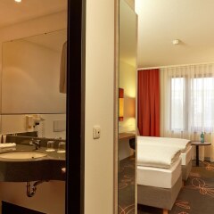 H+ Hotel Hannover ванная