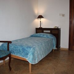 Hotel Castille комната для гостей