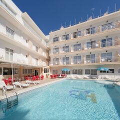 Отель Hostal Anibal Испания, Сан-Антони-де-Портмань - отзывы, цены и фото номеров - забронировать отель Hostal Anibal онлайн бассейн фото 3