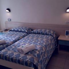 Hotel Calypso Римини комната для гостей фото 3